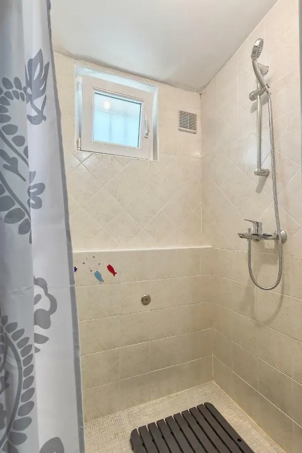 شقة Wellness Apartman Kaiser بولا