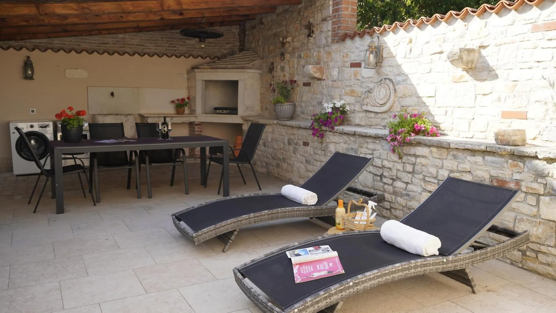 Wellness Apartman Kaiser Πούλα